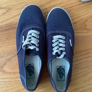 Women vans size 8